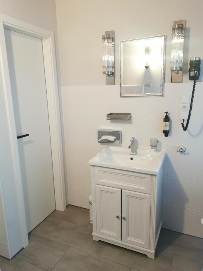 Altstadthotel Bachbraeu Weilheim in Oberbayern Ngoại thất bức ảnh